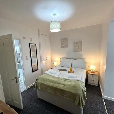Newmarket Road Studios And Suites By Tas Accommodations Cambridge  Exteriör bild