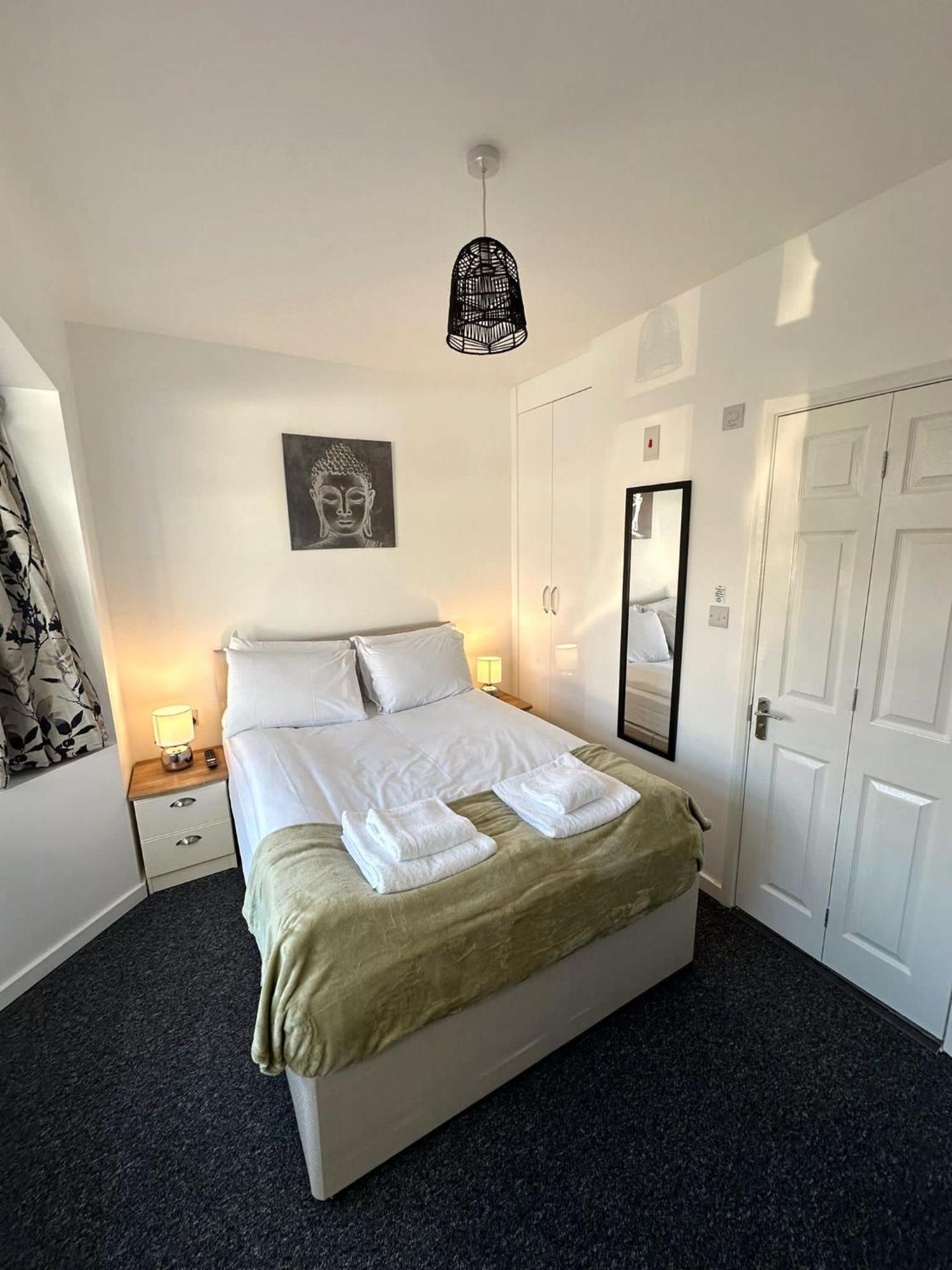Newmarket Road Studios And Suites By Tas Accommodations Cambridge  Exteriör bild