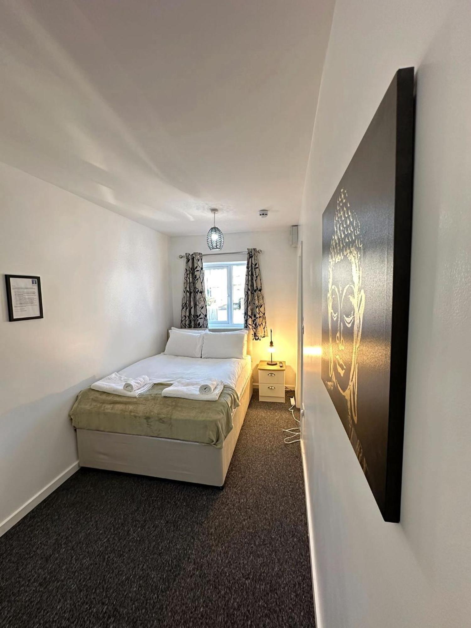 Newmarket Road Studios And Suites By Tas Accommodations Cambridge  Exteriör bild